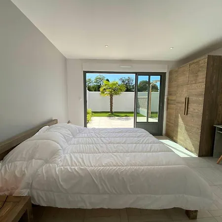 וילה La Marite לה פלוט